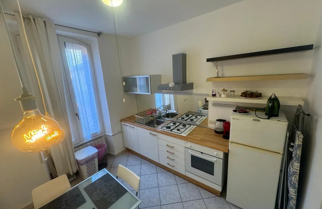 Sunny House-1